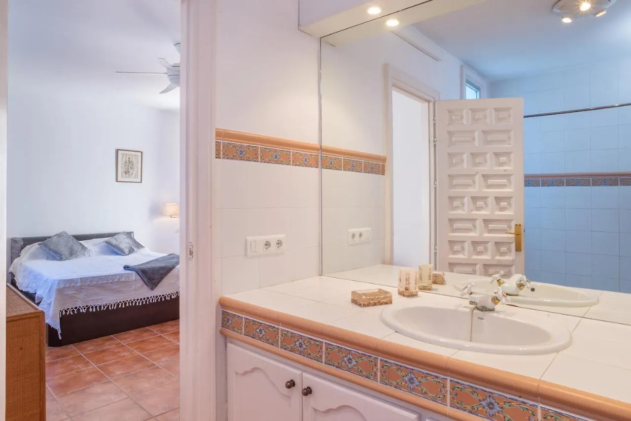 Luxury Apartment Los Monteros Marbella 0*,  España
